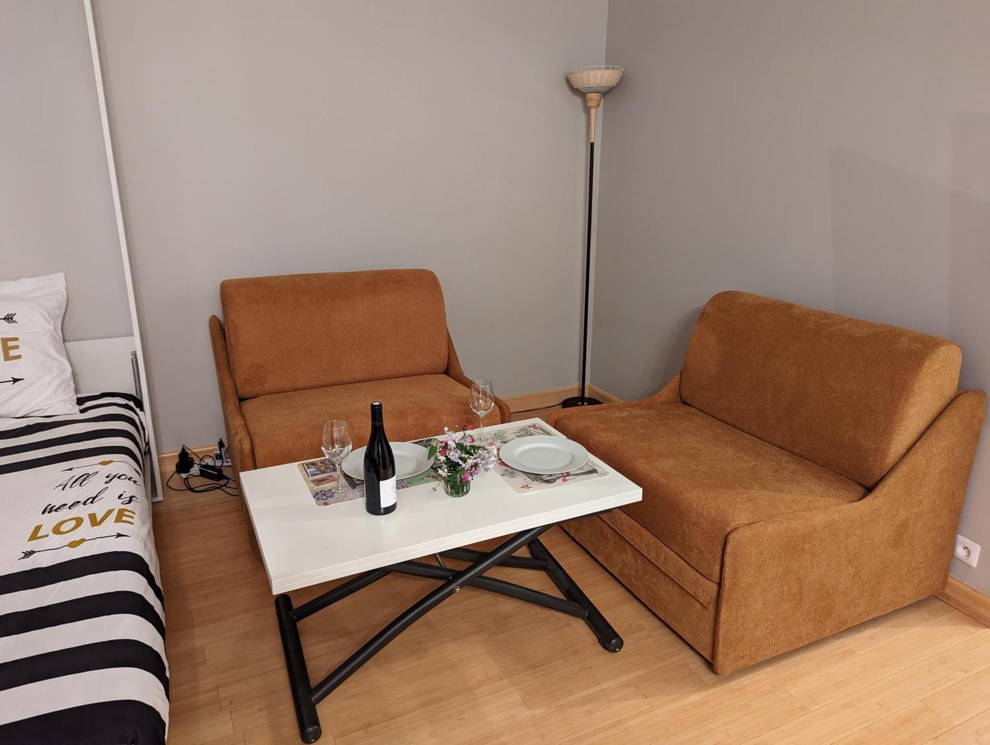Charming Studio With Eiffel View Париж Экстерьер фото